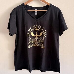 Fantasy Lover Graphic Tee - Funny GOT T-Shirt